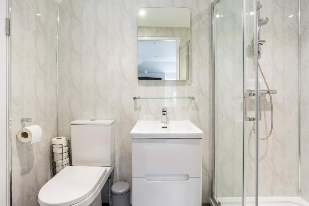 The Secret, Stylish & Spacious En Suite In Blandford Forum, Dorset Exteriör bild